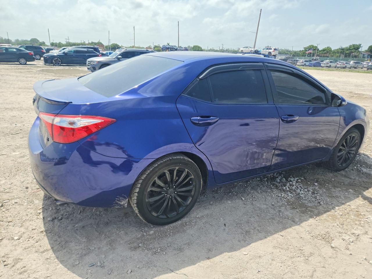 2015 TOYOTA COROLLA