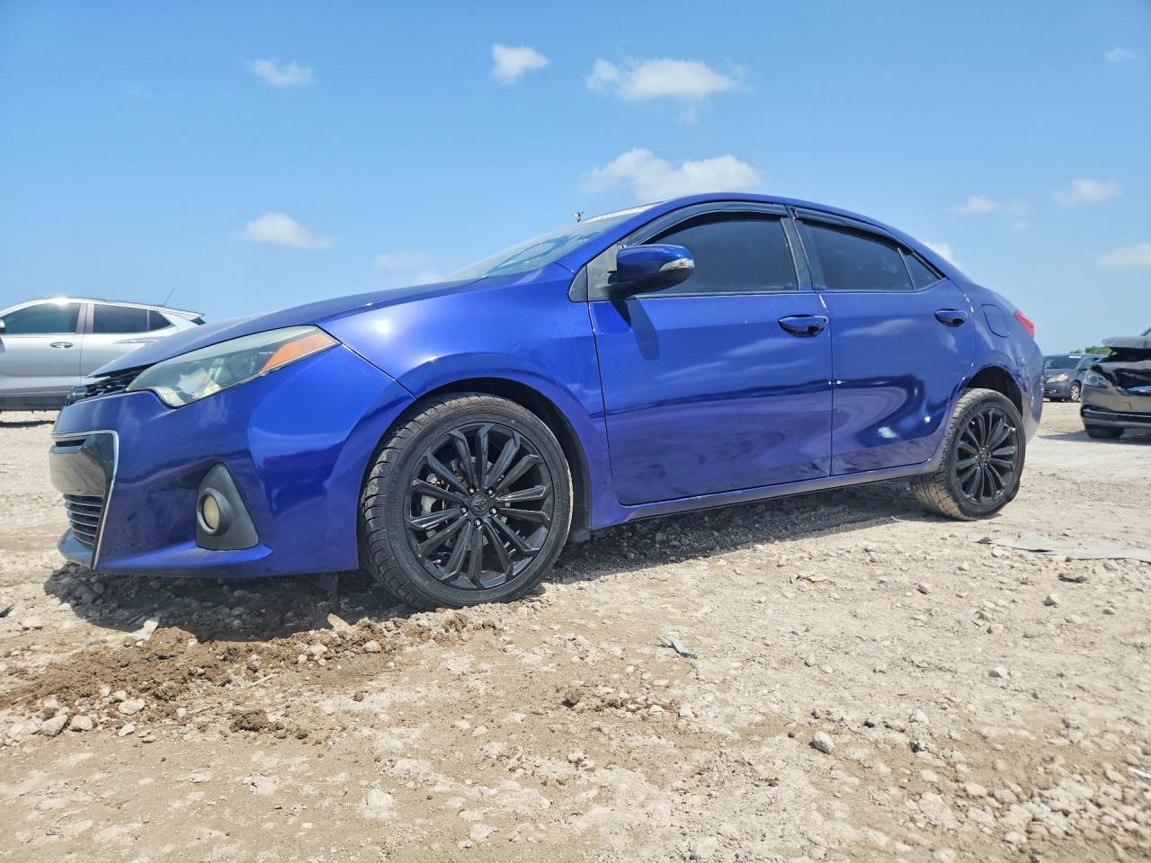2015 TOYOTA COROLLA
