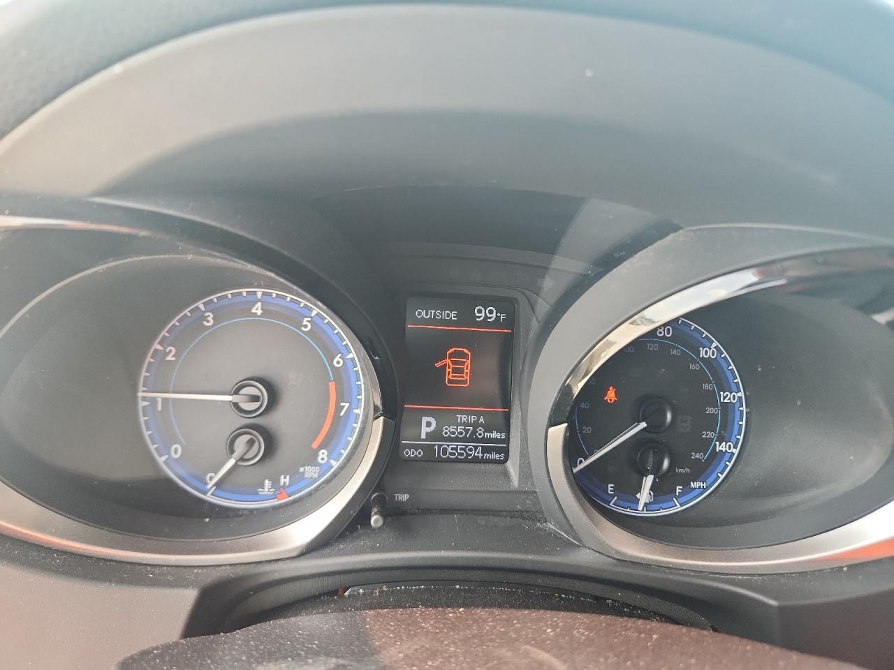 2015 TOYOTA COROLLA