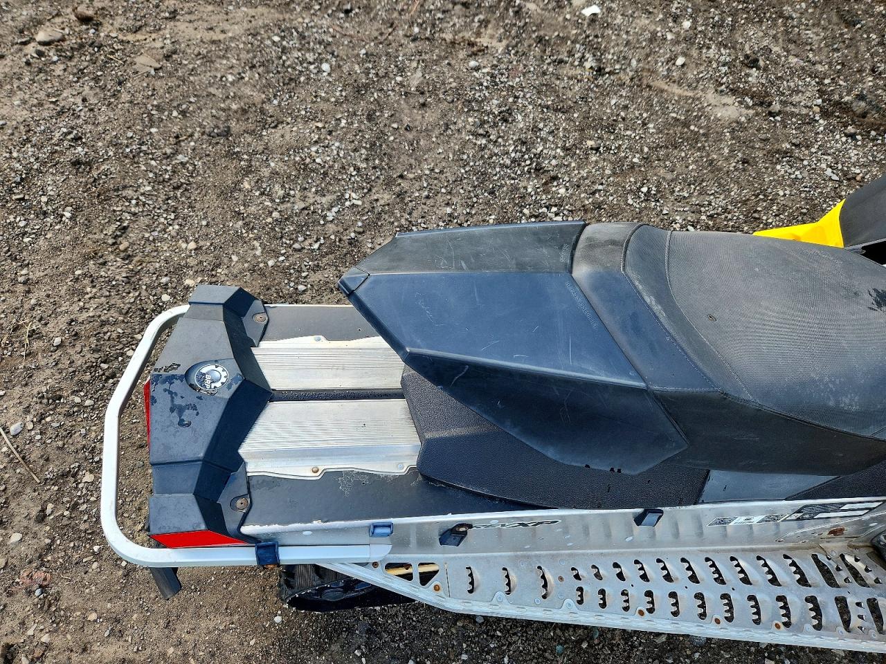 2011 SKID OO MXZ 850