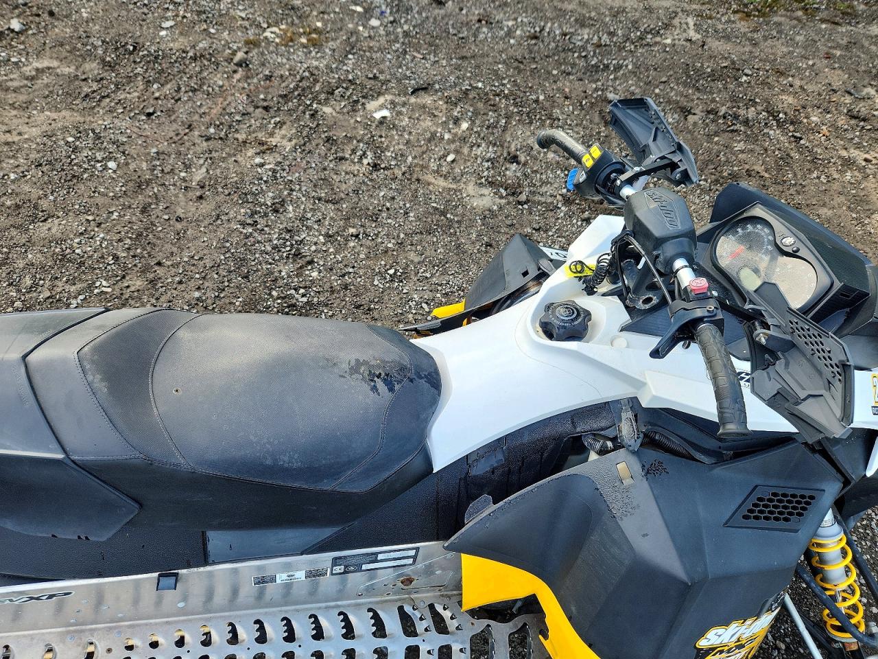 2011 SKID OO MXZ 850