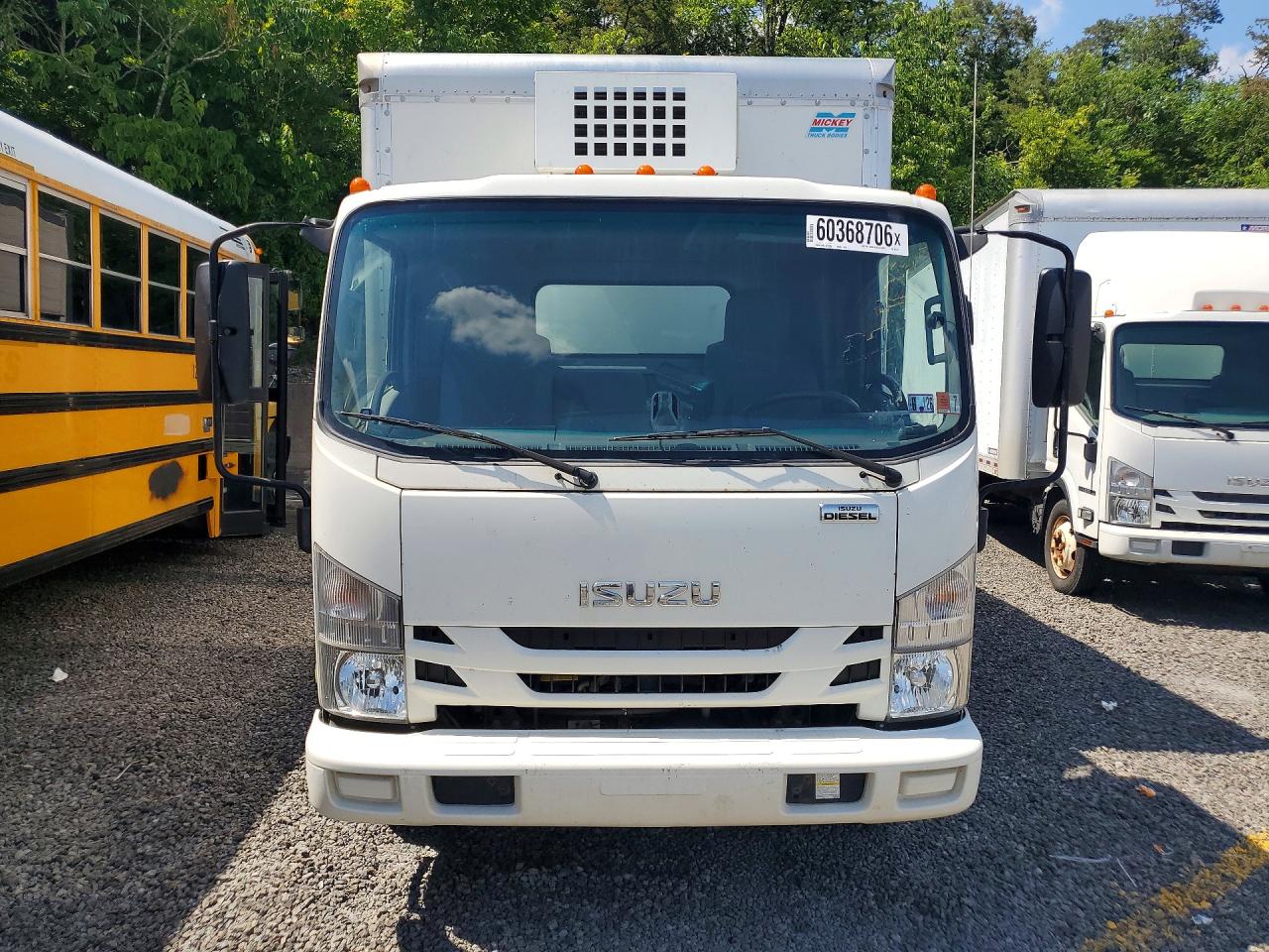 2016 ISUZU NQR