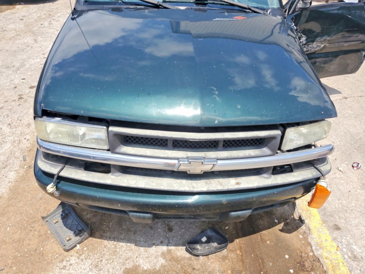 2001 CHEVROLET S10