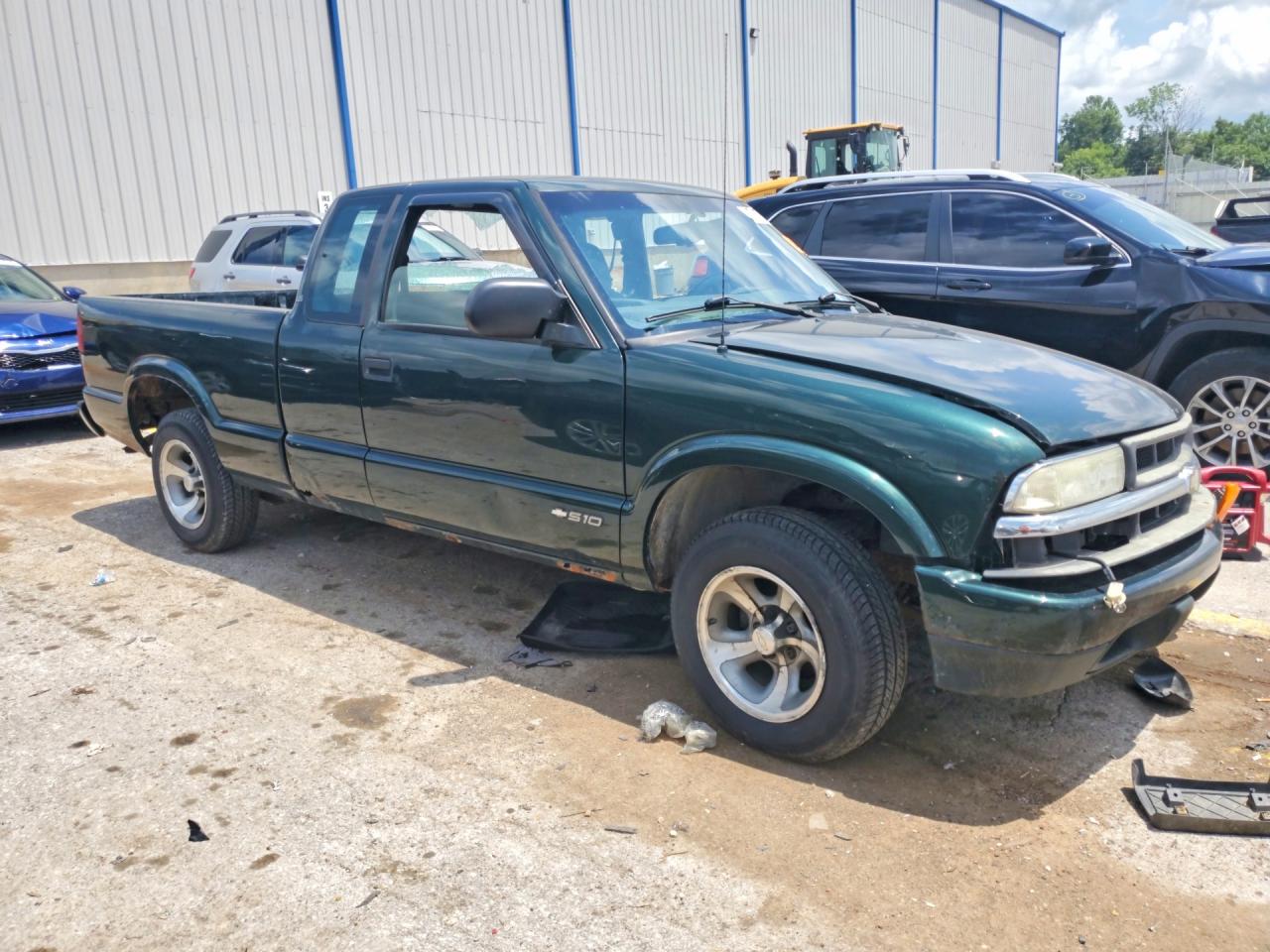 2001 CHEVROLET S10