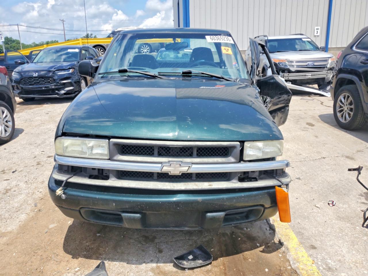 2001 CHEVROLET S10