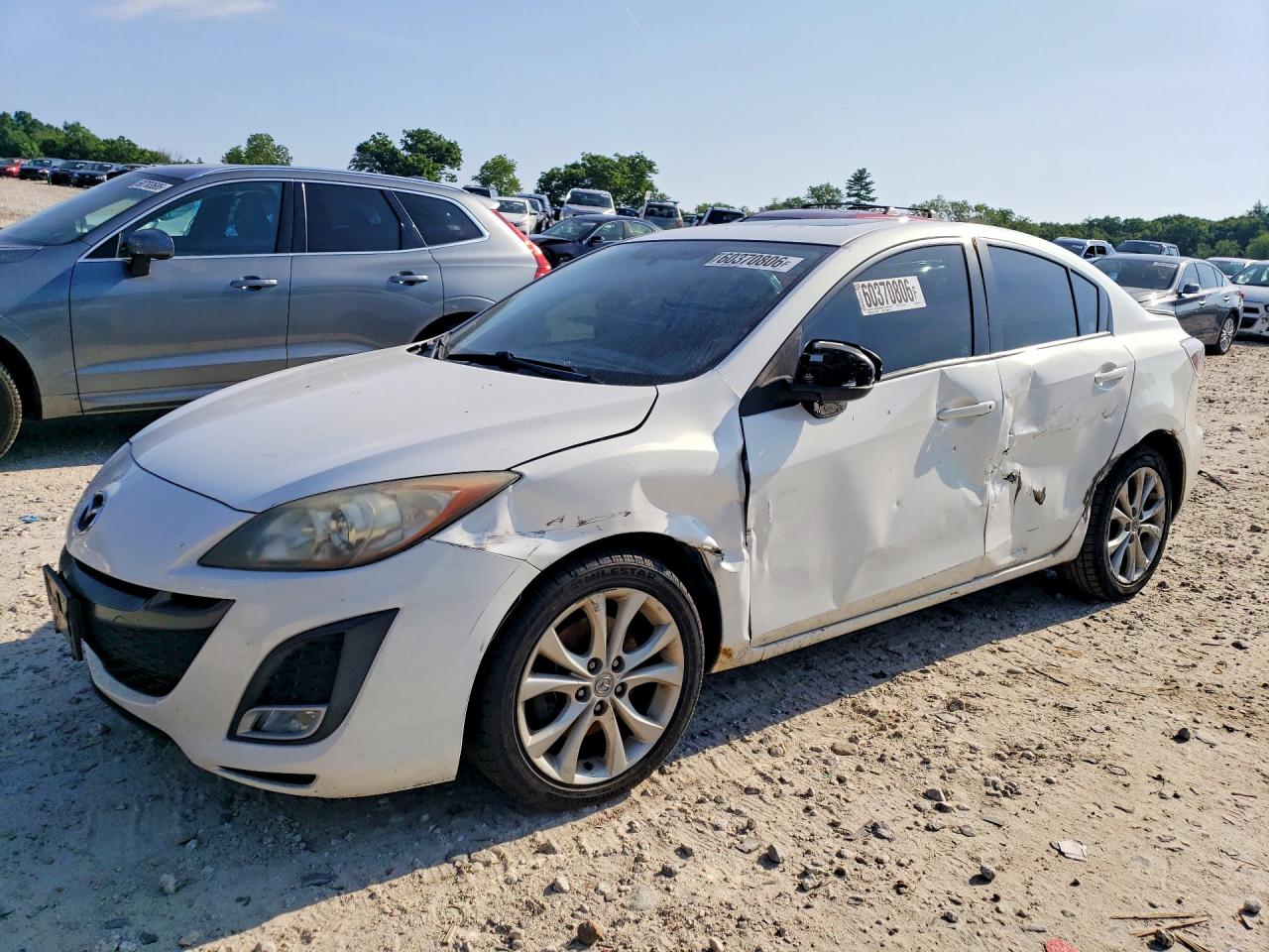 2011 MAZDA MAZDA3