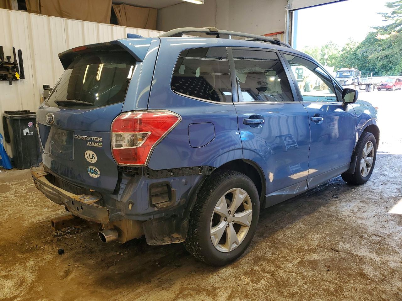 2016 SUBARU FORESTER