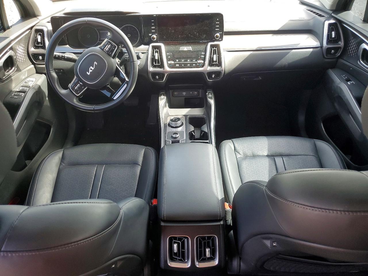 2023 KIA SORENTO