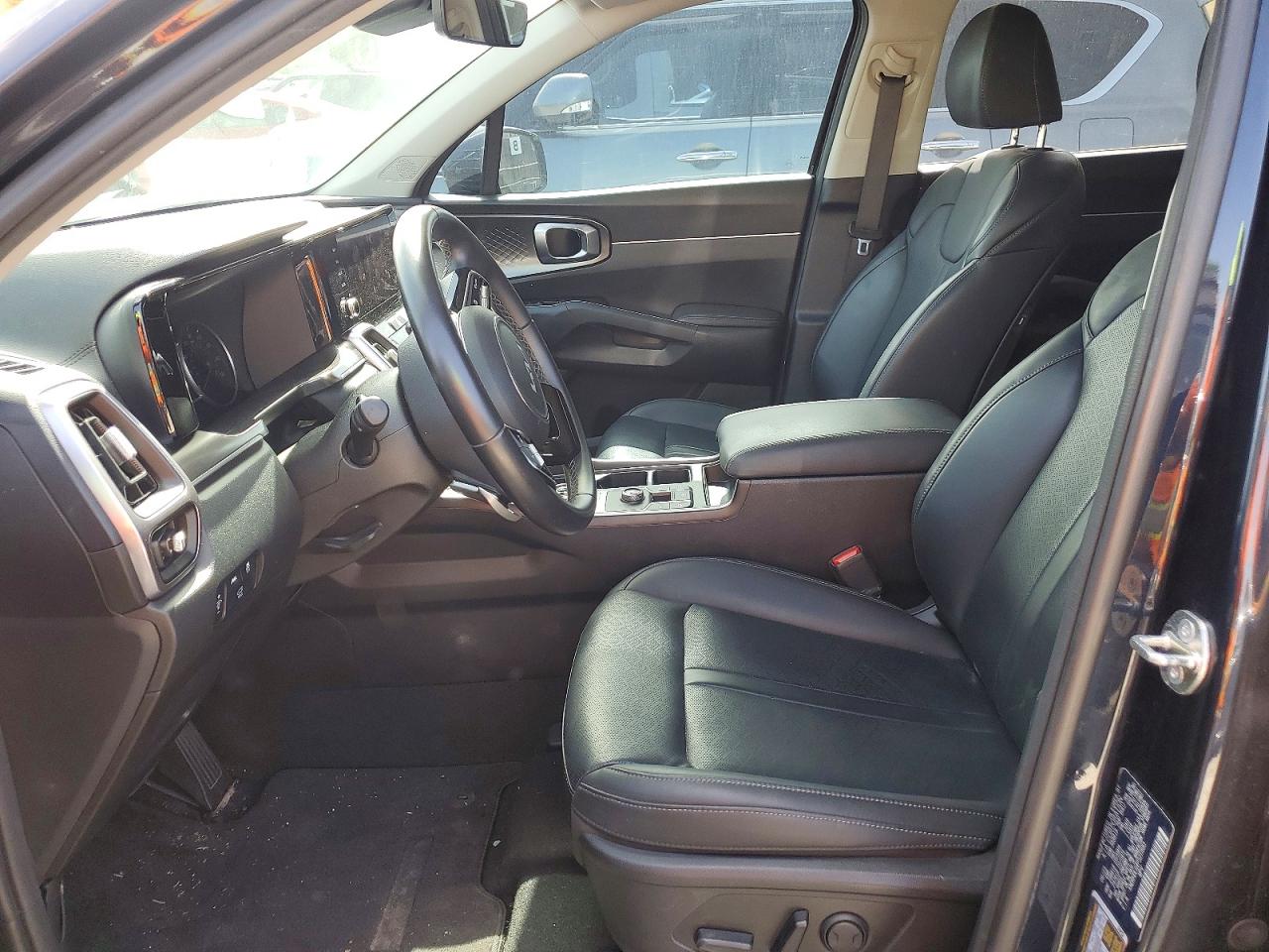 2023 KIA SORENTO
