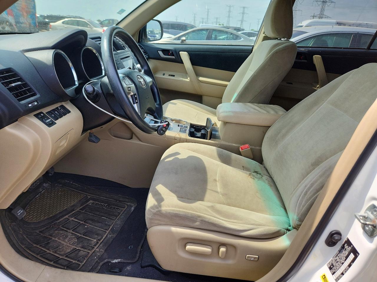 2012 TOYOTA HIGHLANDER