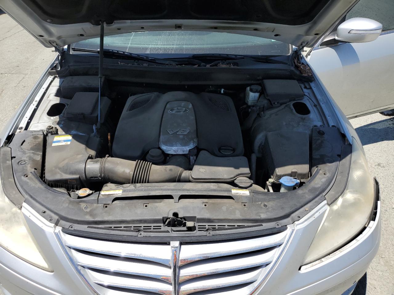 2011 HYUNDAI GENESIS