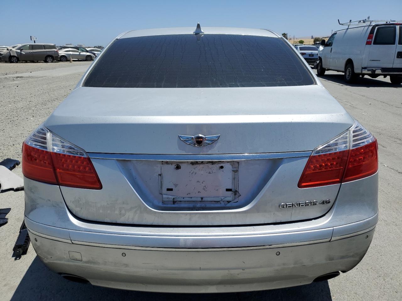 2011 HYUNDAI GENESIS