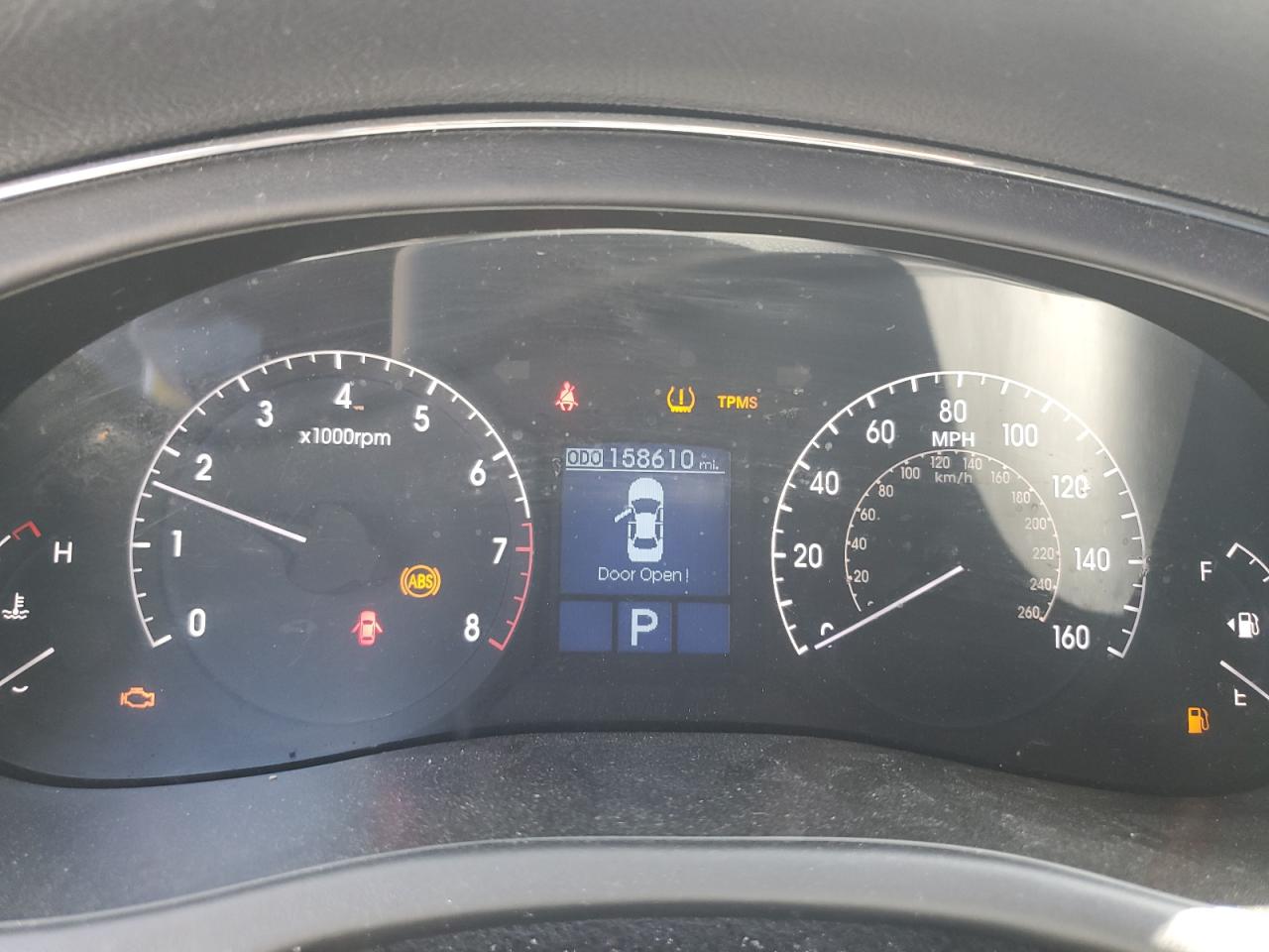 2011 HYUNDAI GENESIS