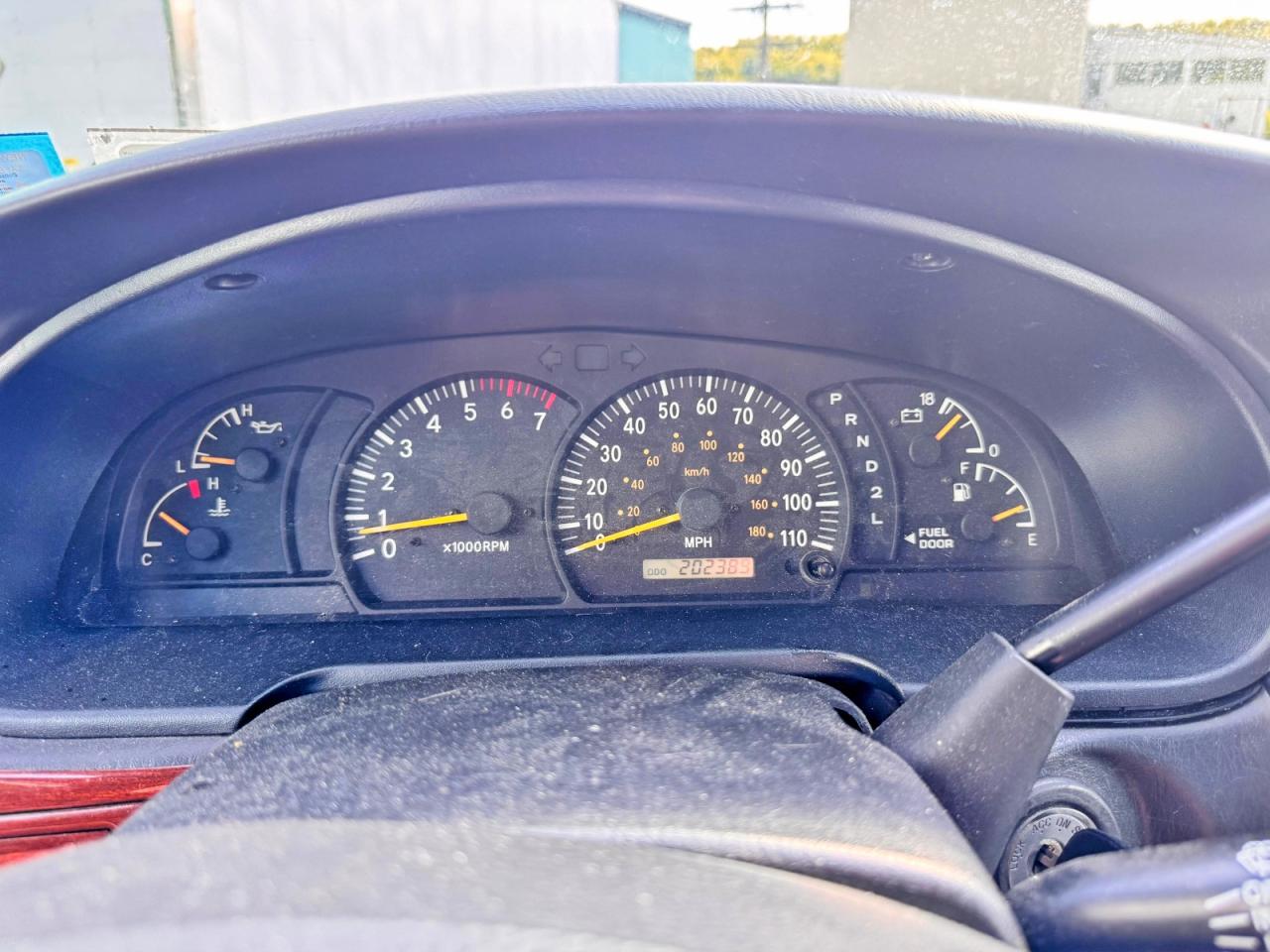 2003 TOYOTA TUNDRA