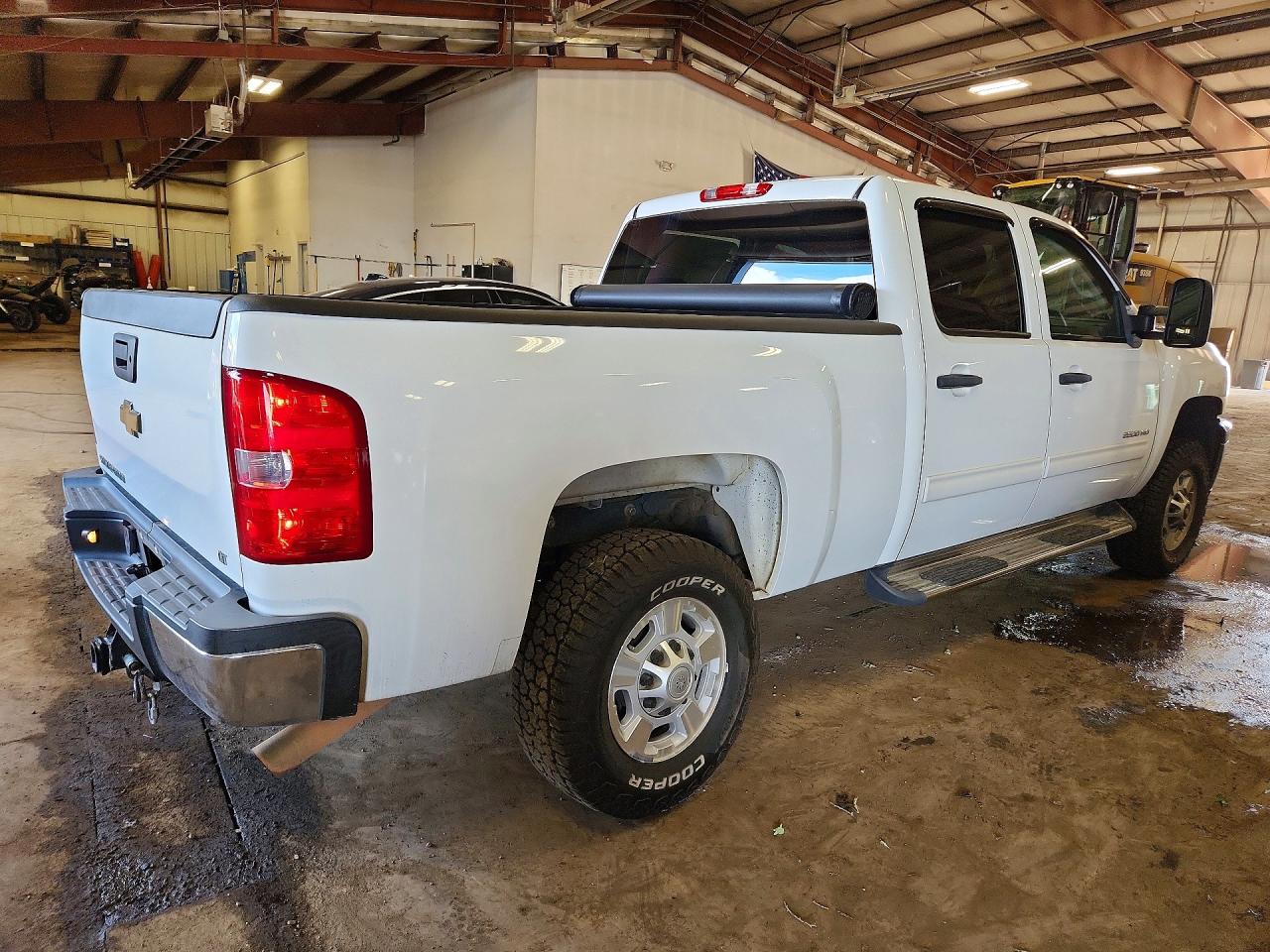 2011 CHEVROLET SILVERADO