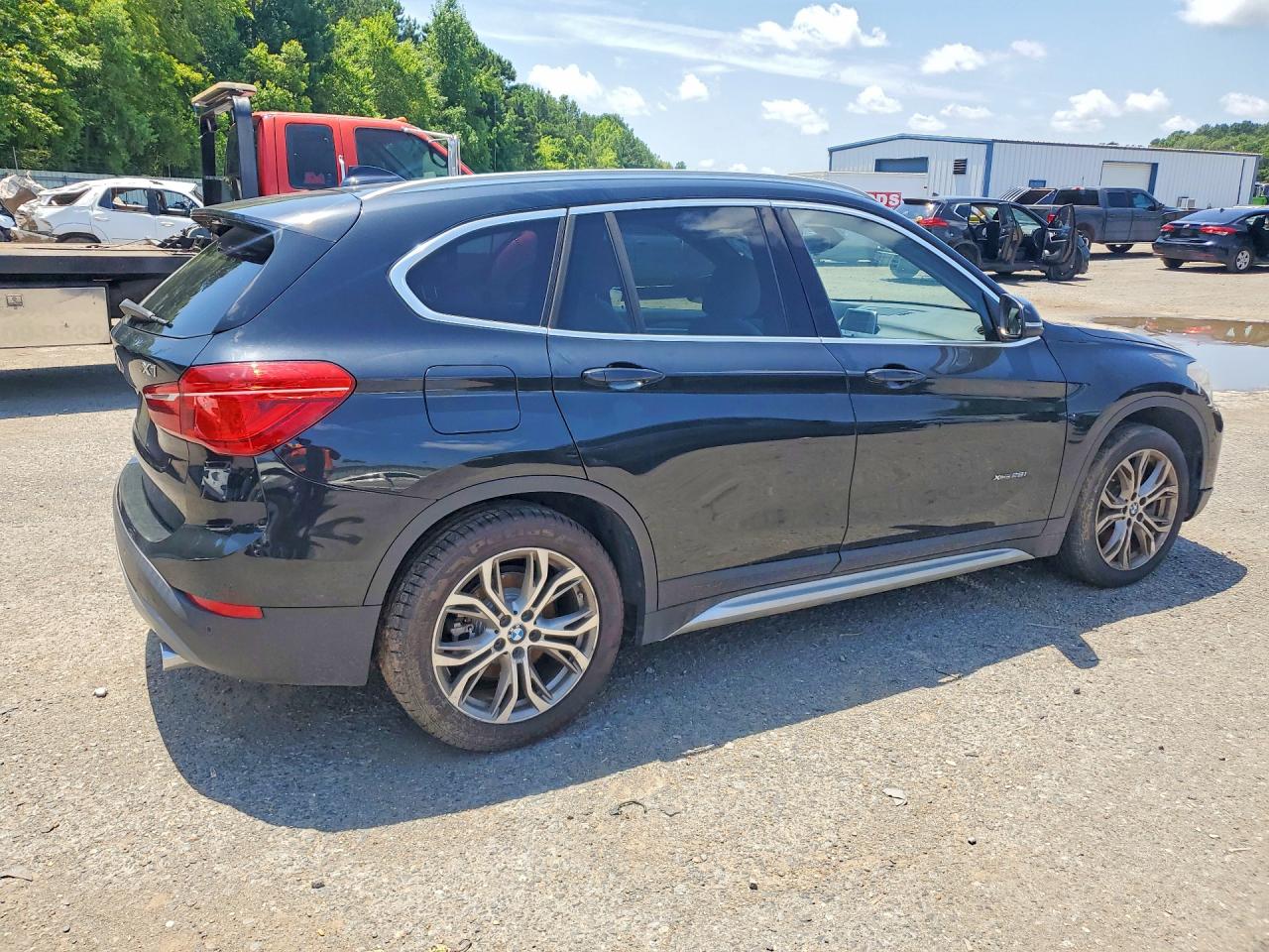 2016 BMW X1