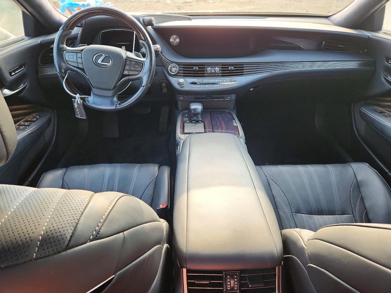 2018 LEXUS LS500