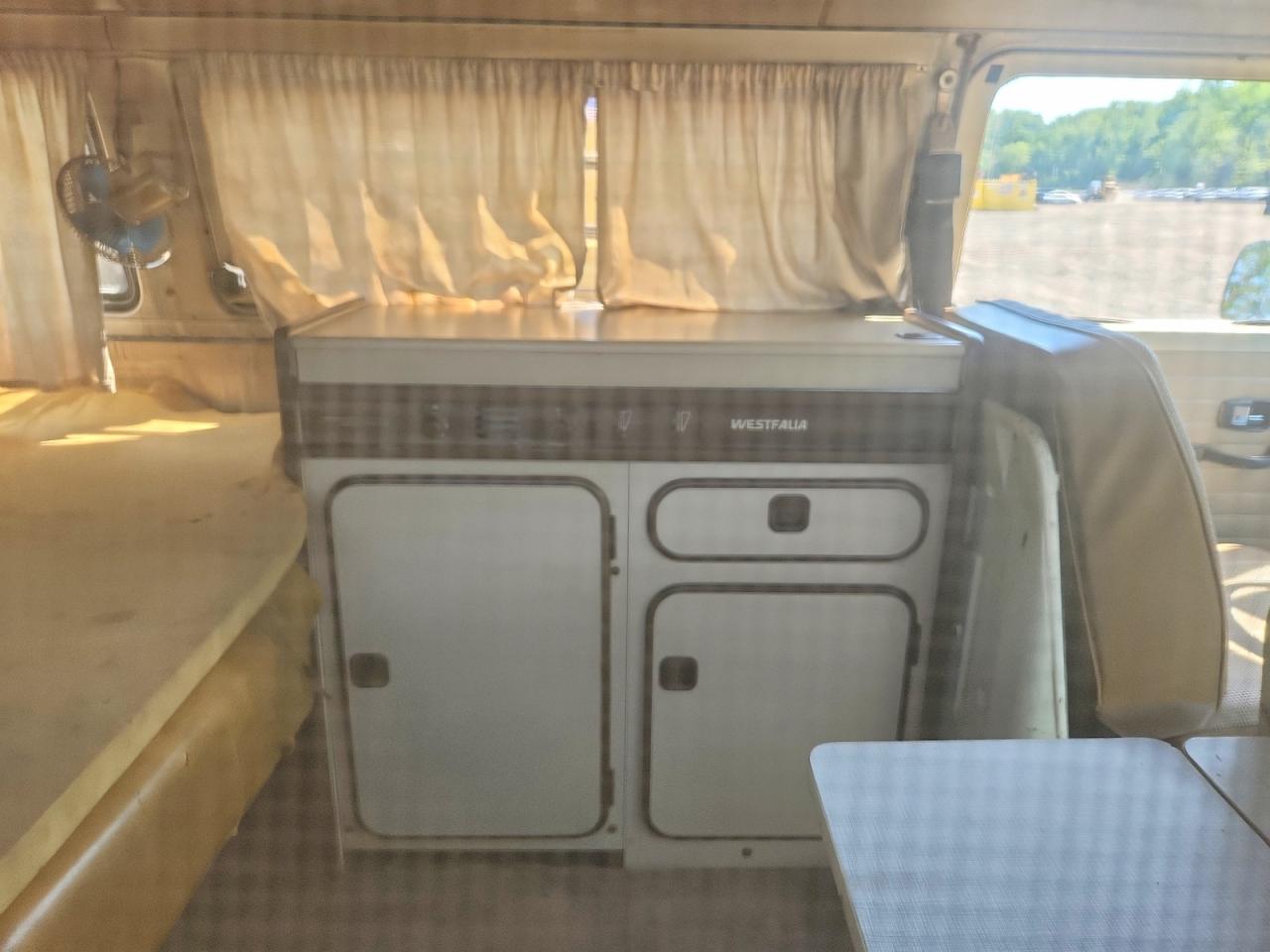 1970 VOLKSWAGEN TRANSORTER
