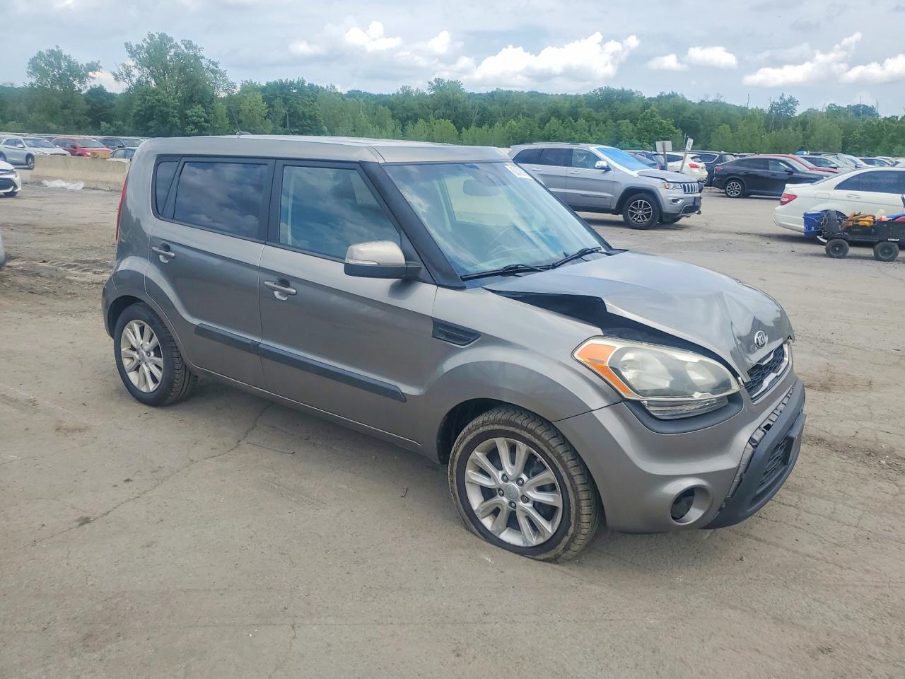 2013 KIA SOUL