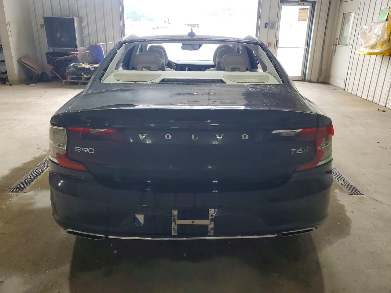 2018 VOLVO S90