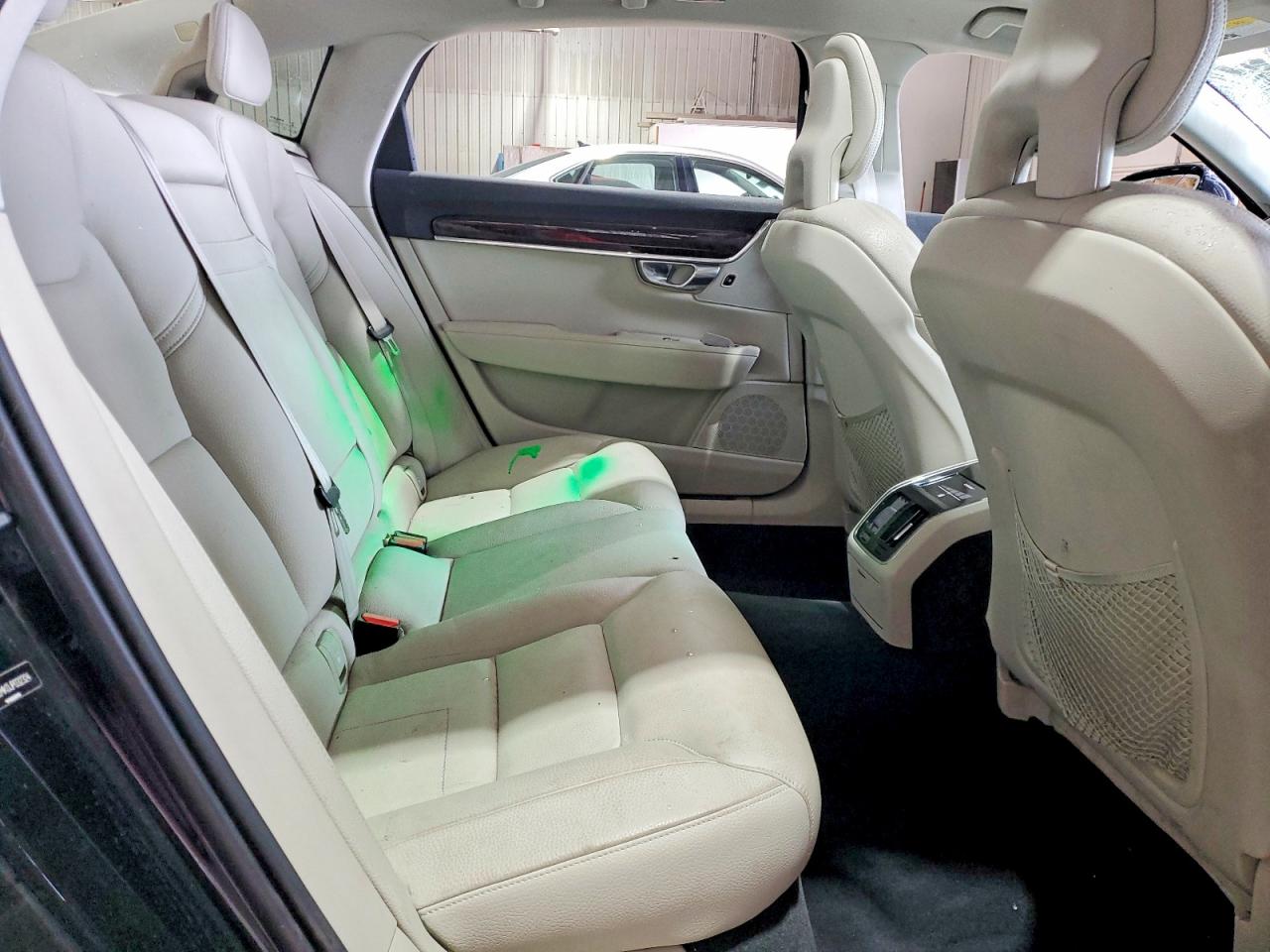 2018 VOLVO S90