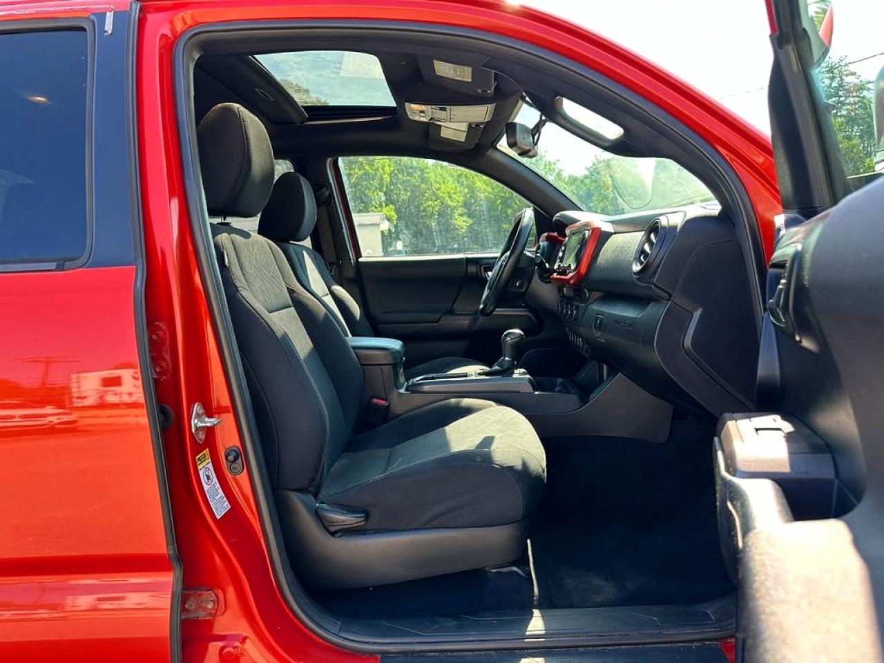 2016 TOYOTA TACOMA