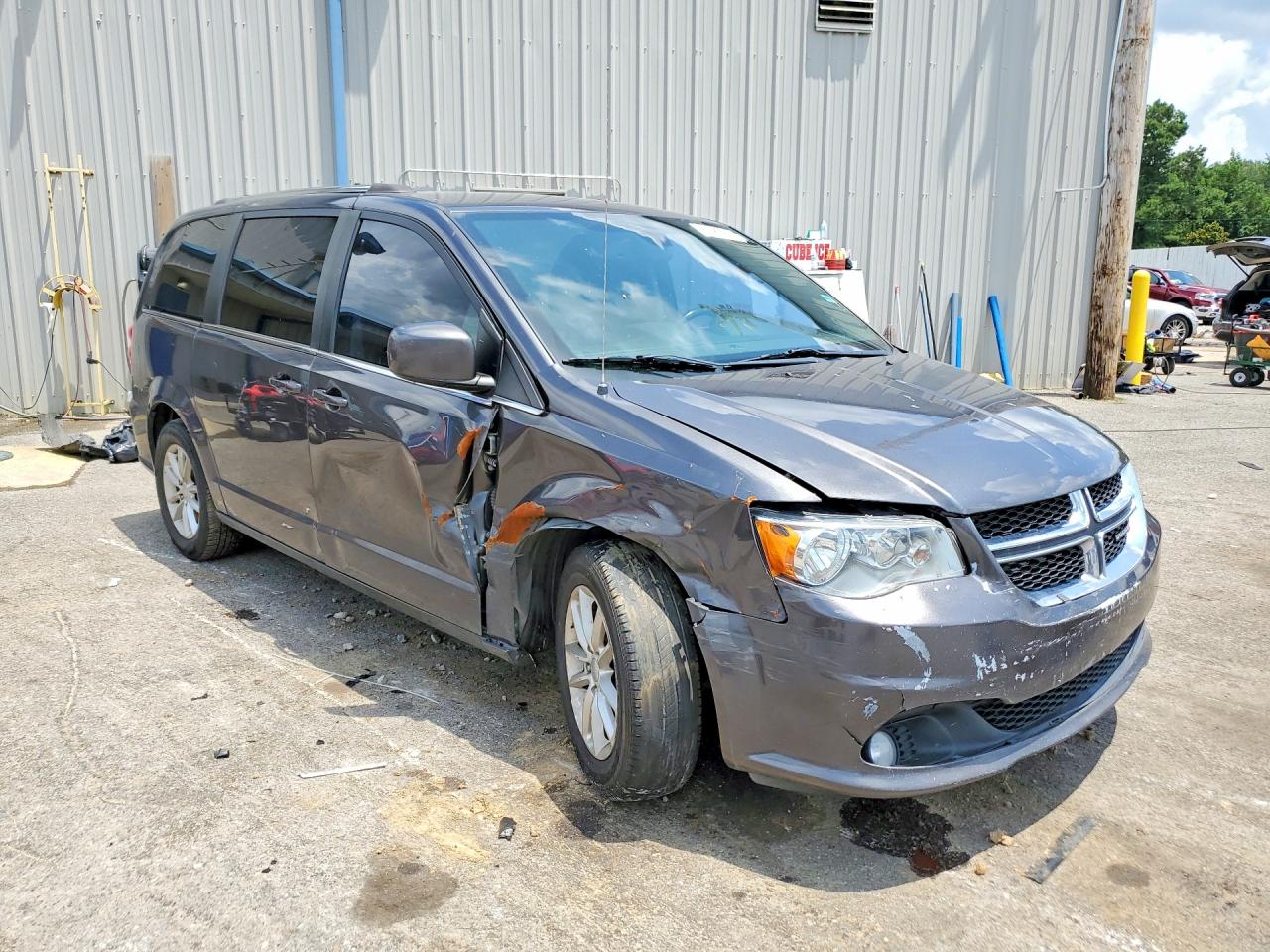 2020 DODGE CARAVAN