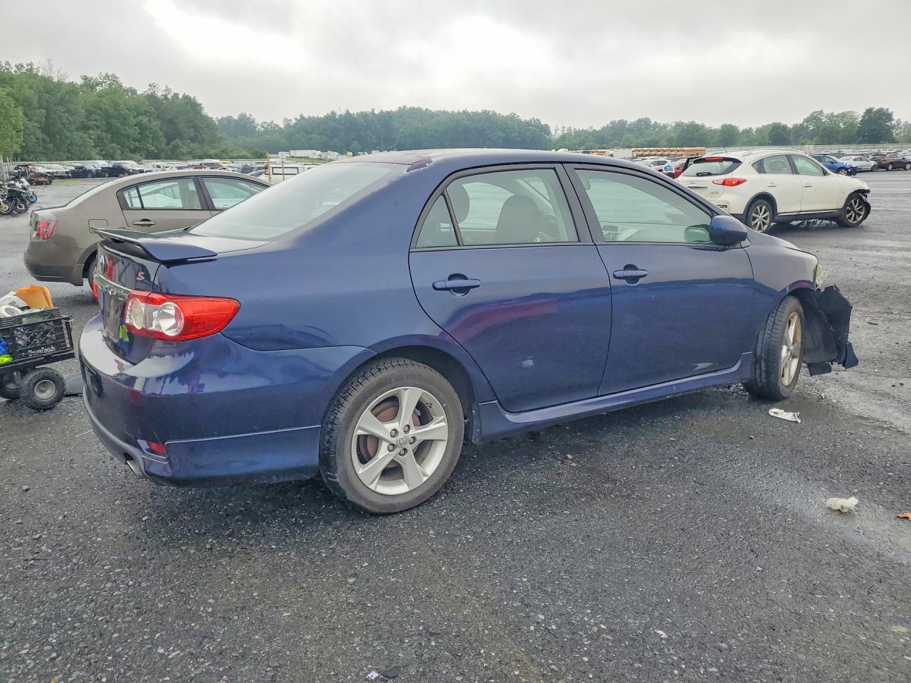 2013 TOYOTA COROLLA