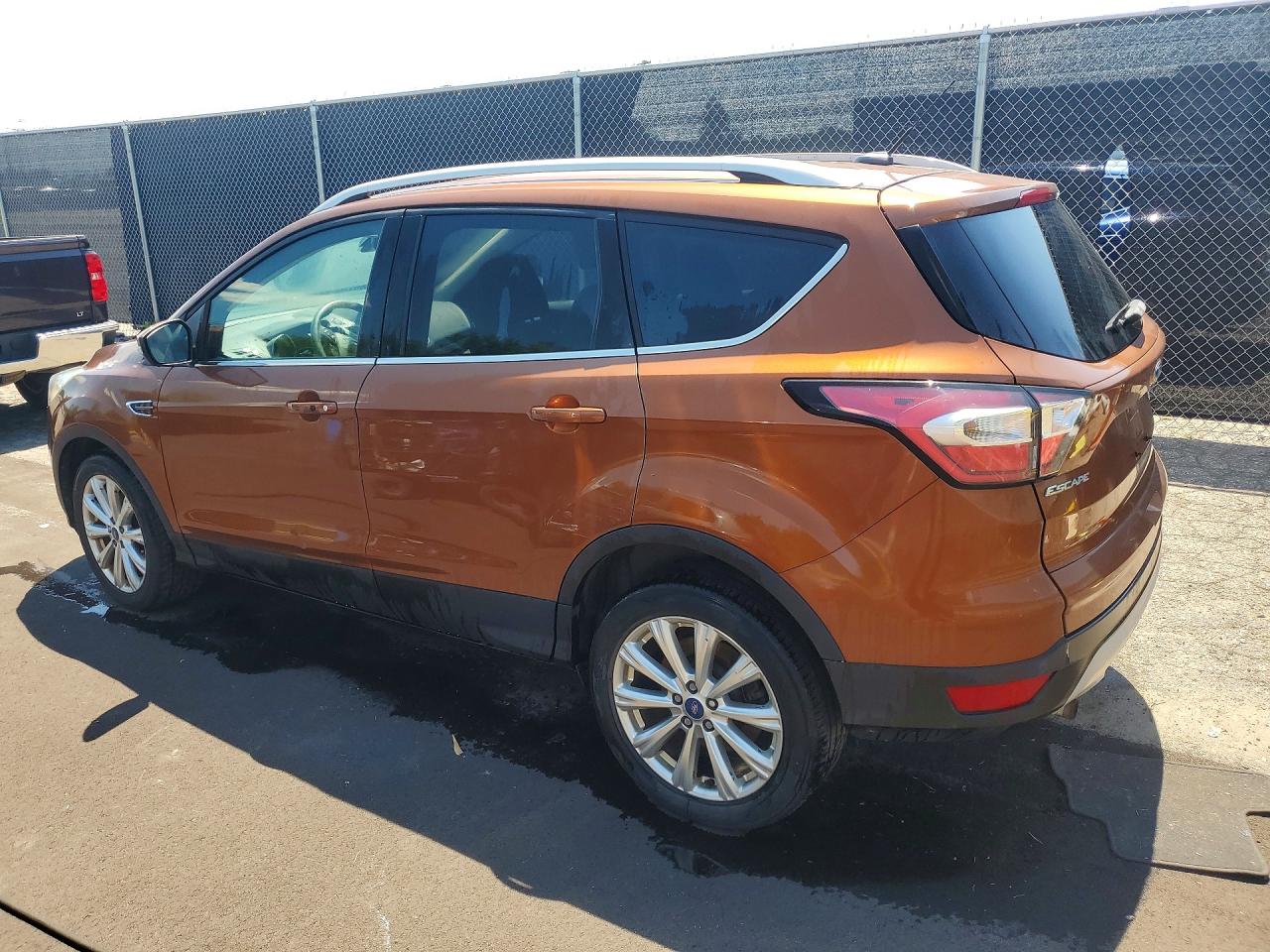2017 FORD ESCAPE