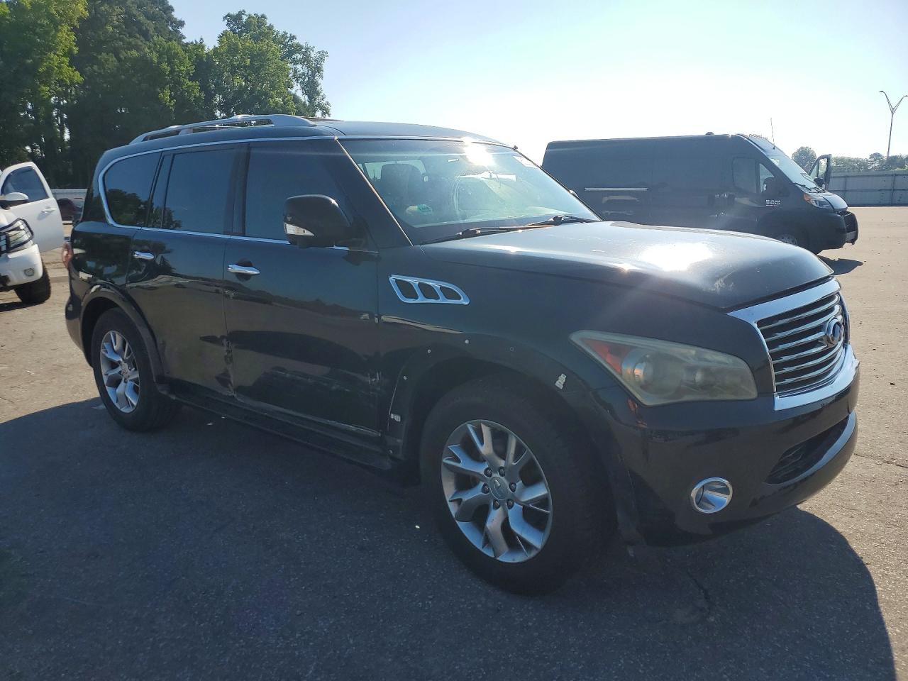 2011 INFINITI QX56
