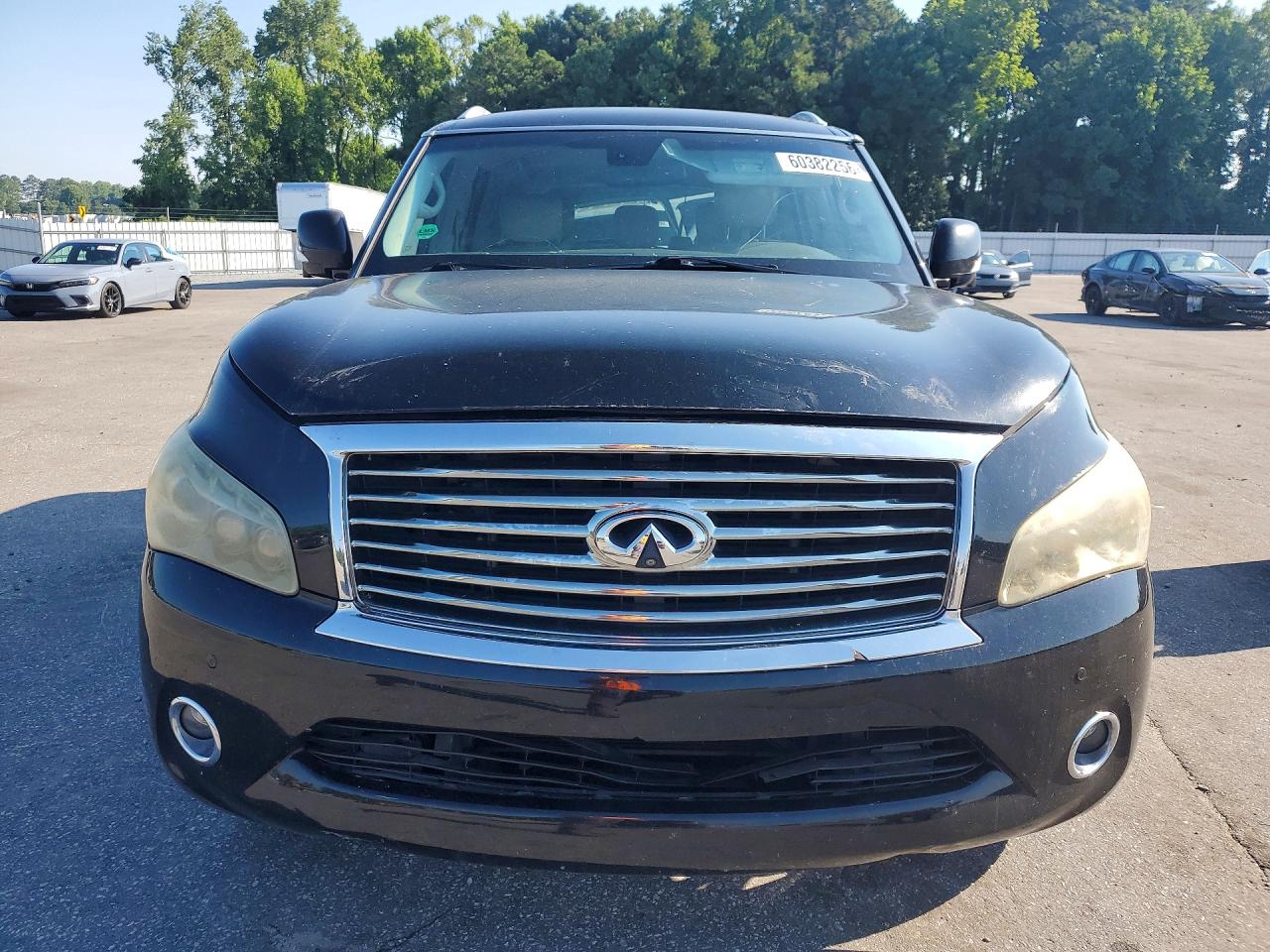 2011 INFINITI QX56