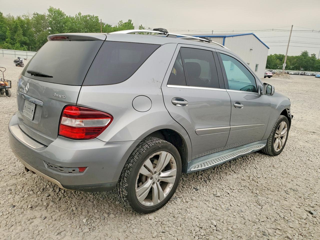2011 MERCEDES-BENZ M-CLASS