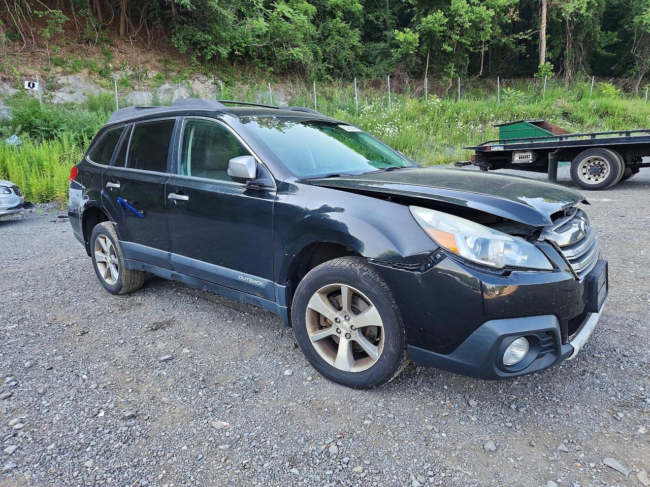 2013 SUBARU OUTBACK