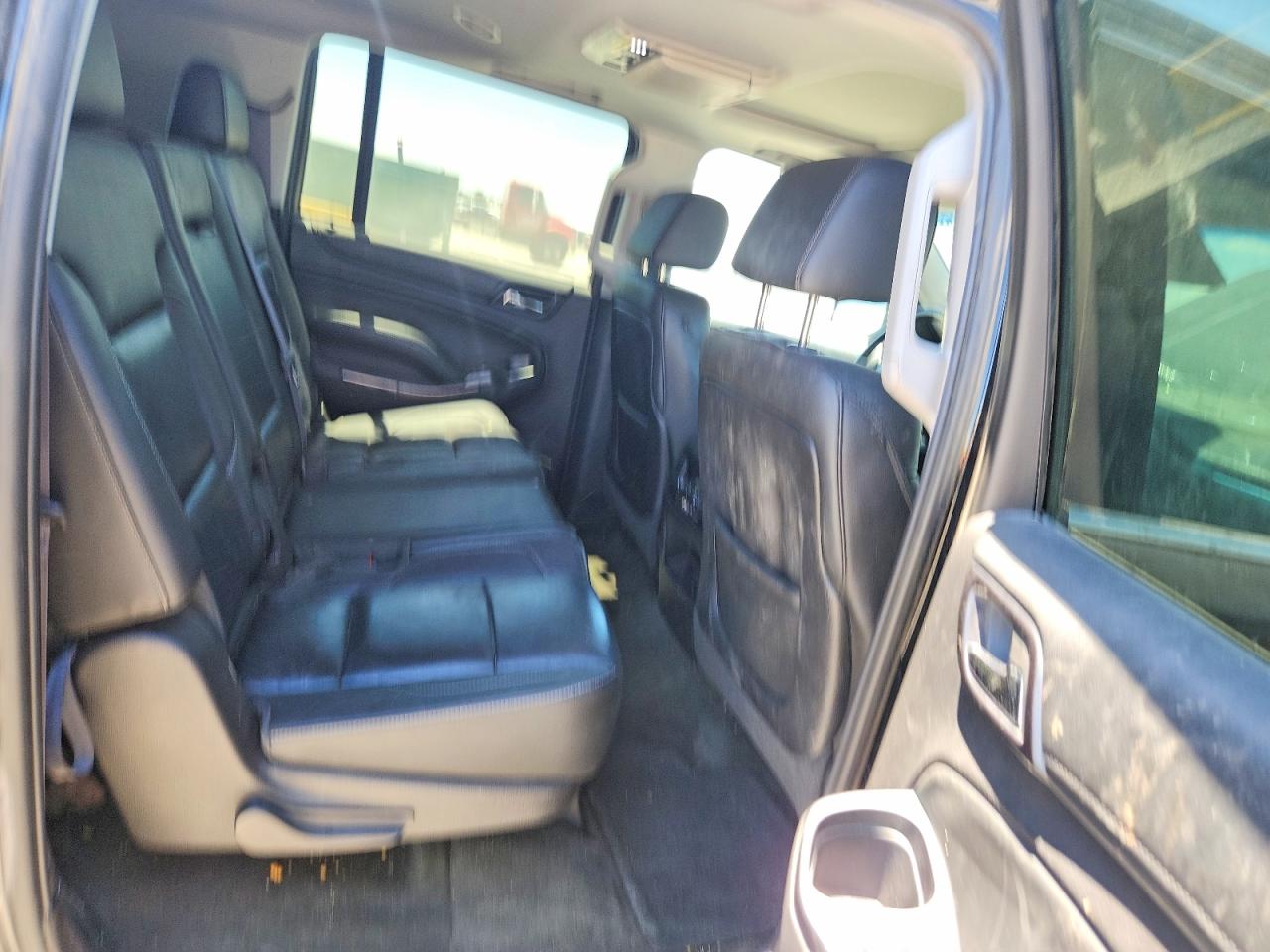 2015 CHEVROLET SUBURBAN