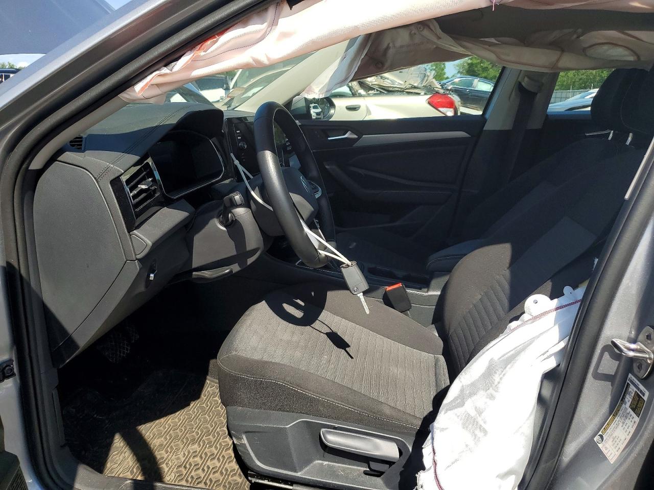 2025 VOLKSWAGEN JETTA