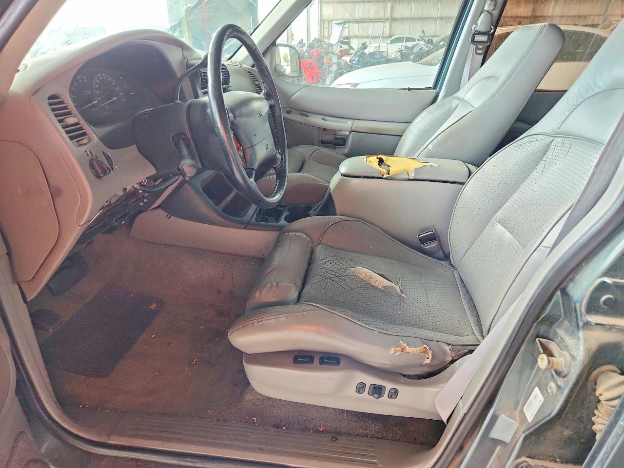 1996 FORD EXPLORER