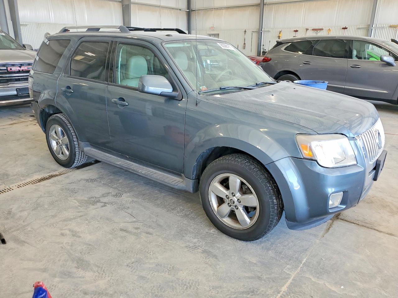 2011 MERCURY MARINER