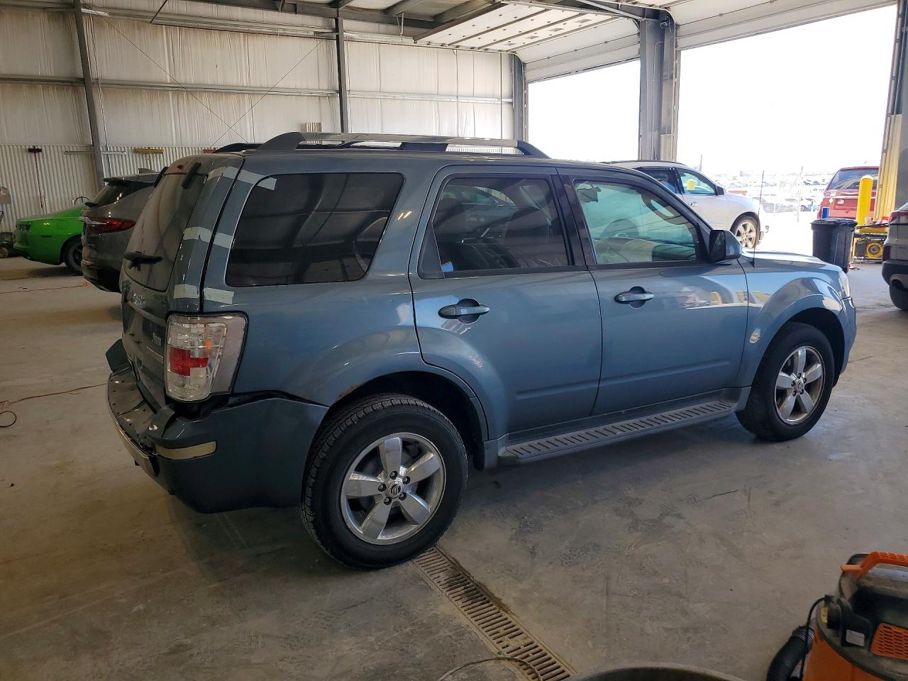 2011 MERCURY MARINER