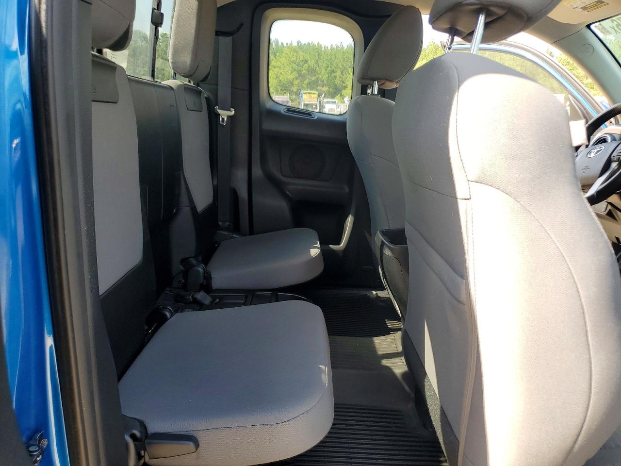 2017 TOYOTA TACOMA