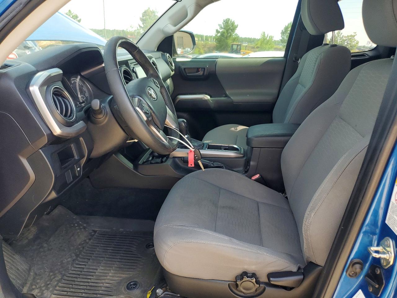 2017 TOYOTA TACOMA
