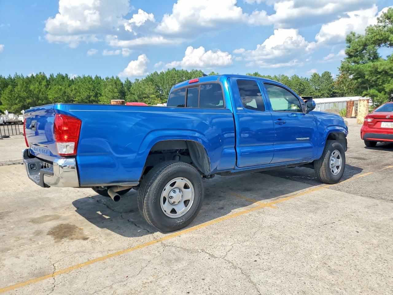 2017 TOYOTA TACOMA