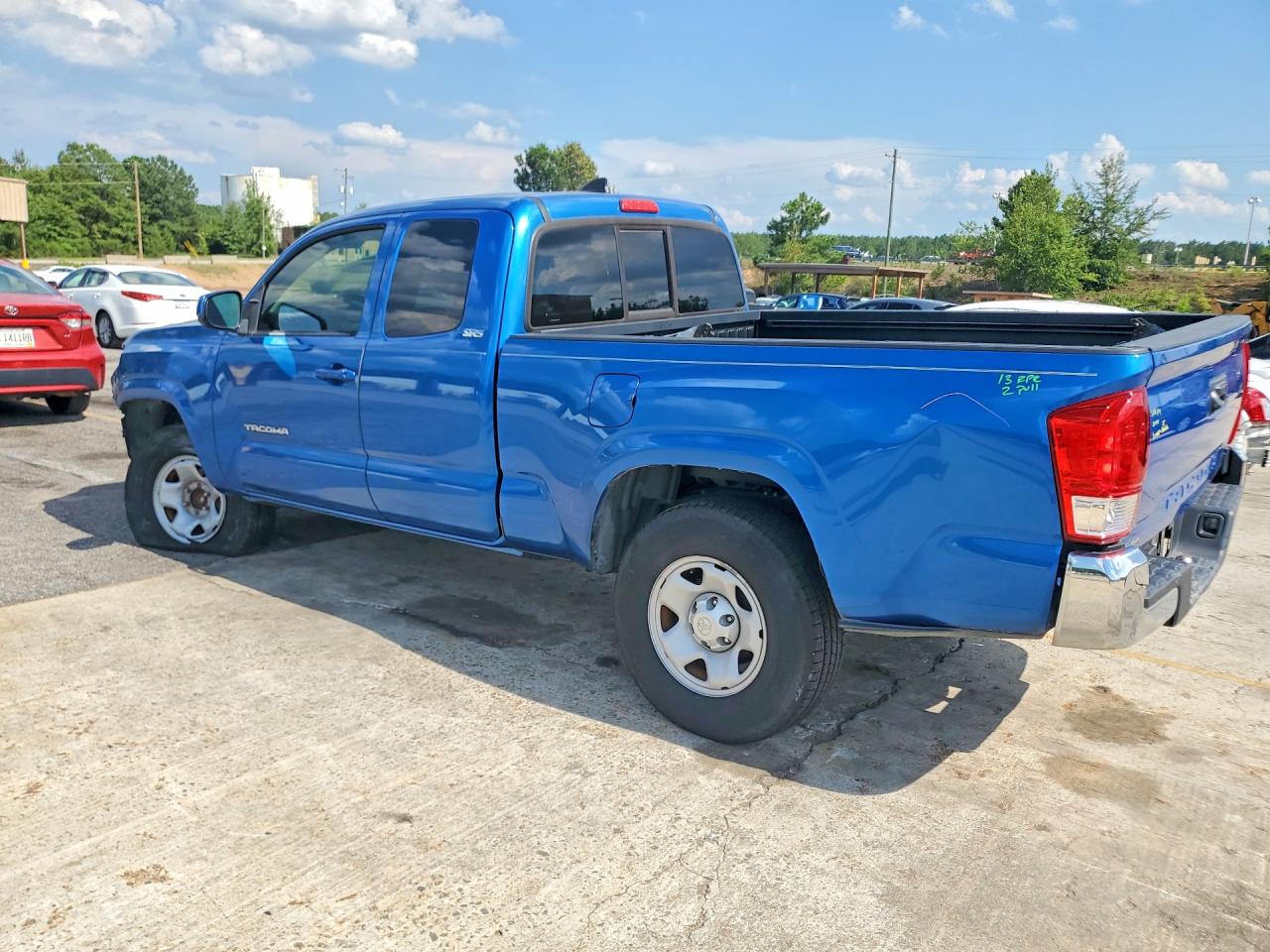 2017 TOYOTA TACOMA