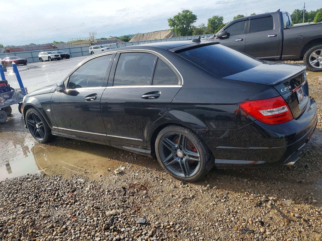 2012 MERCEDES-BENZ C-CLASS