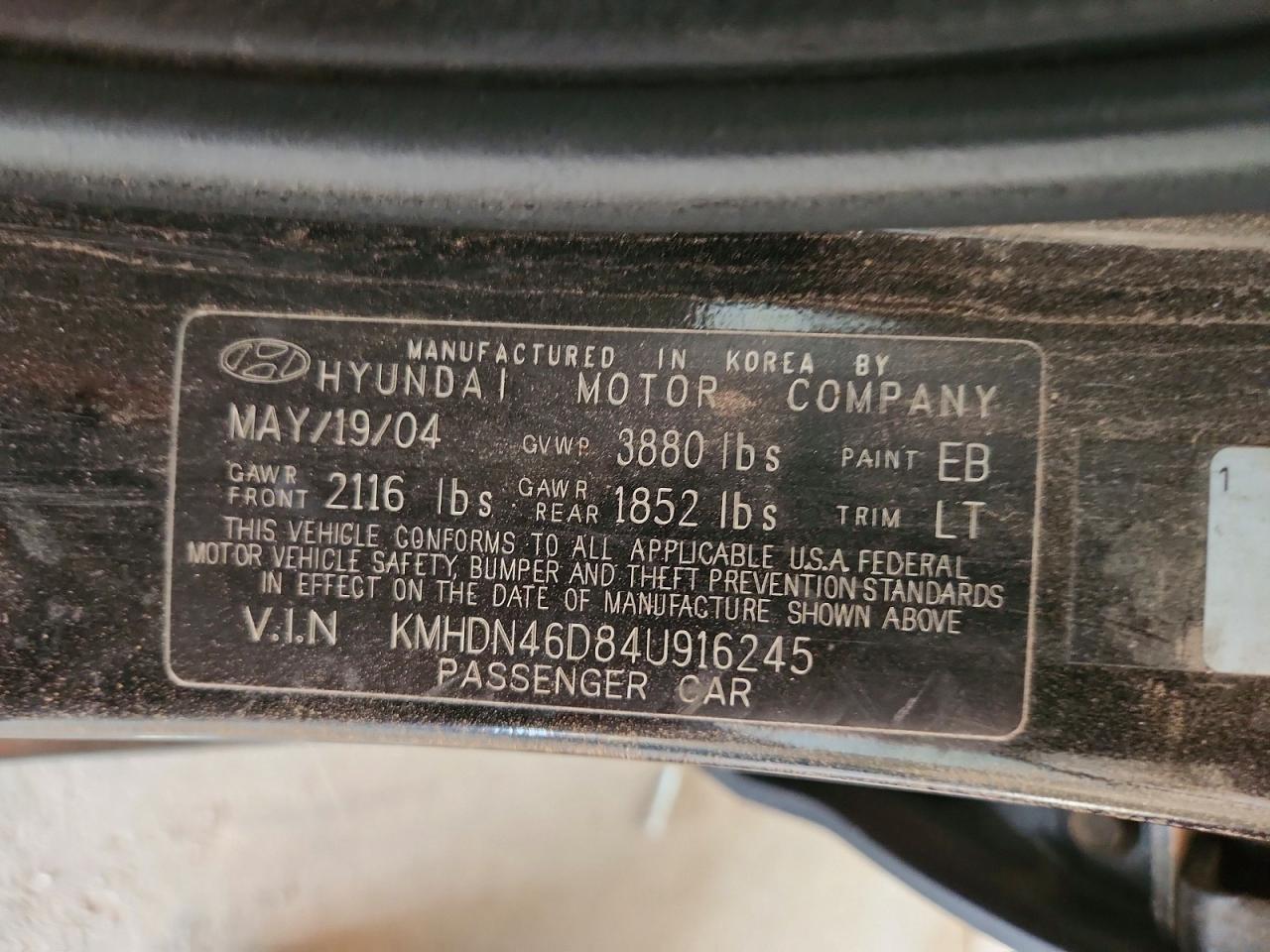 2004 HYUNDAI ELANTRA