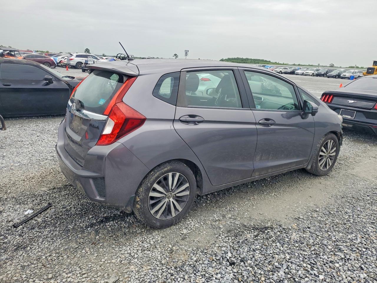 2015 HONDA FIT