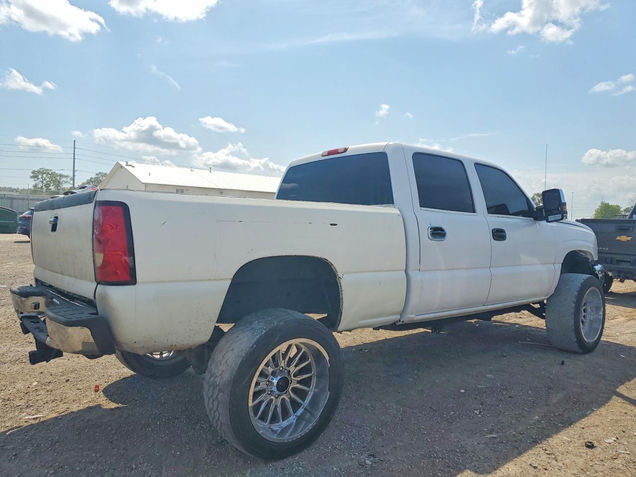 2003 CHEVROLET SILVERADO