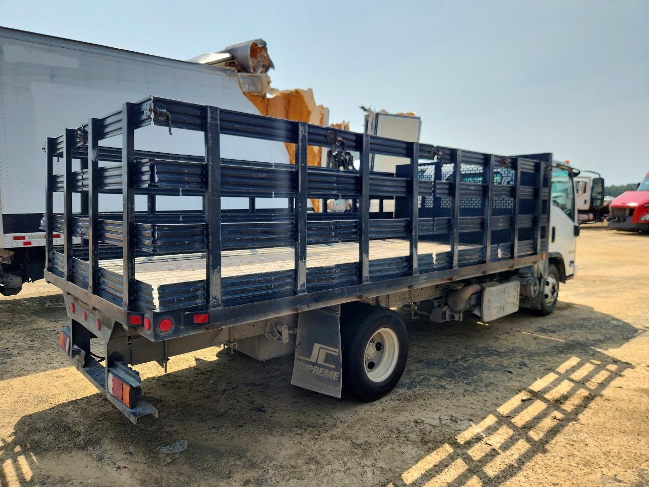 2011 ISUZU NPR