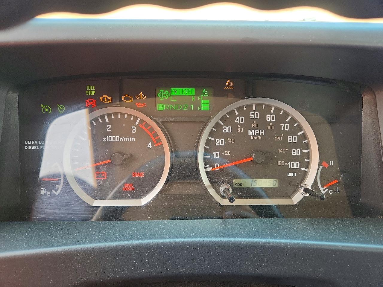 2011 ISUZU NPR