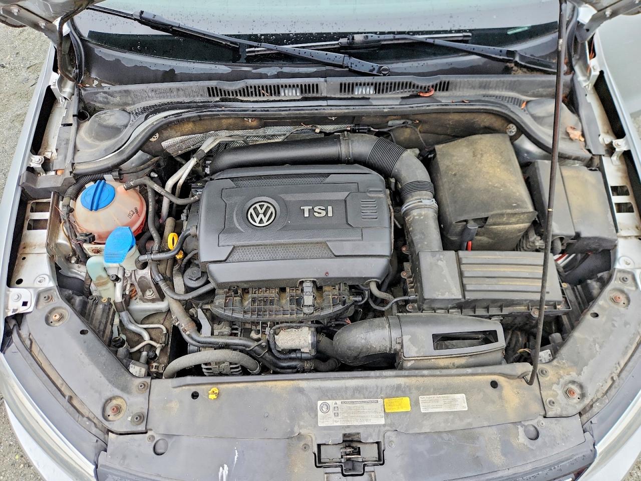 2014 VOLKSWAGEN JETTA