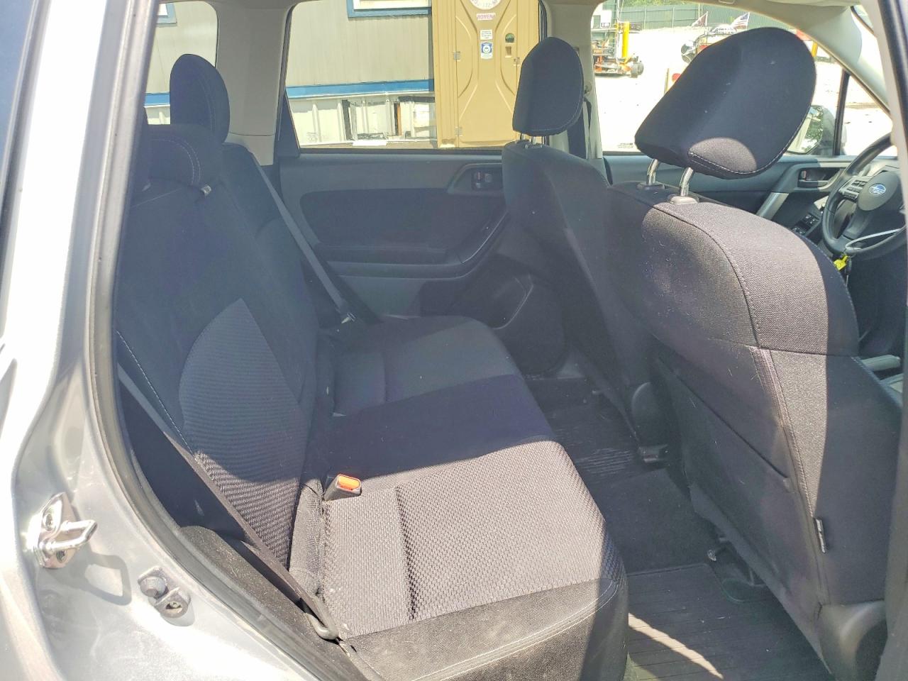 2015 SUBARU FORESTER